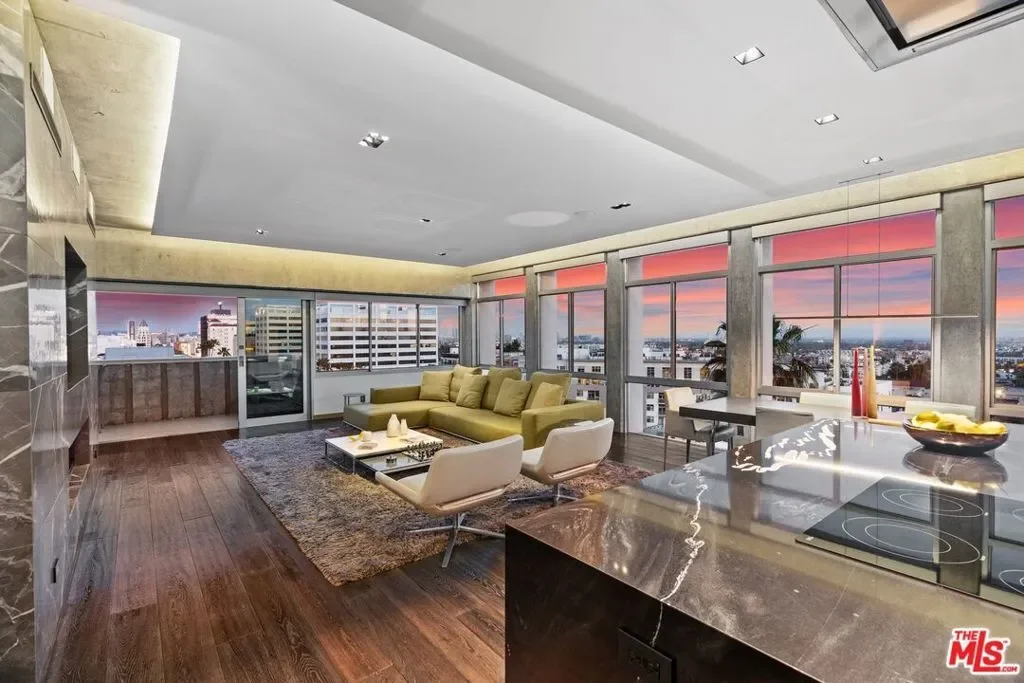 7135 Hollywood Boulevard 802, Los Angeles, California, United States. - Photo 12