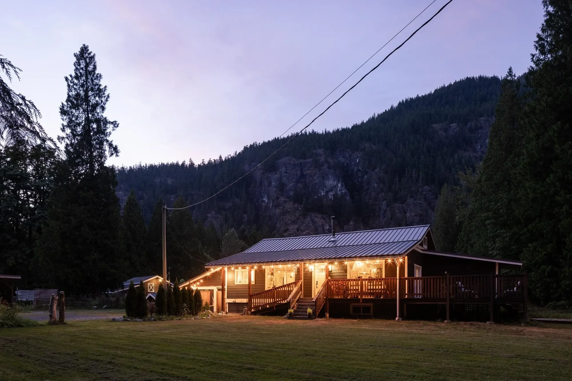 14848 Squamish Valley Road, Upper Squamish, British Columbia, Canada. - Photo 28