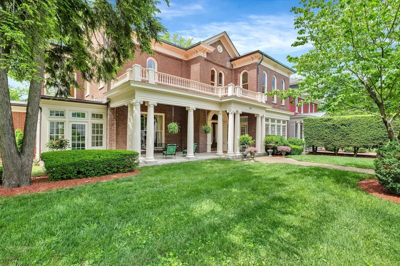 908 W Main St , Franklin, TN 37064, Franklin, Tennessee, United States. - Photo 27
