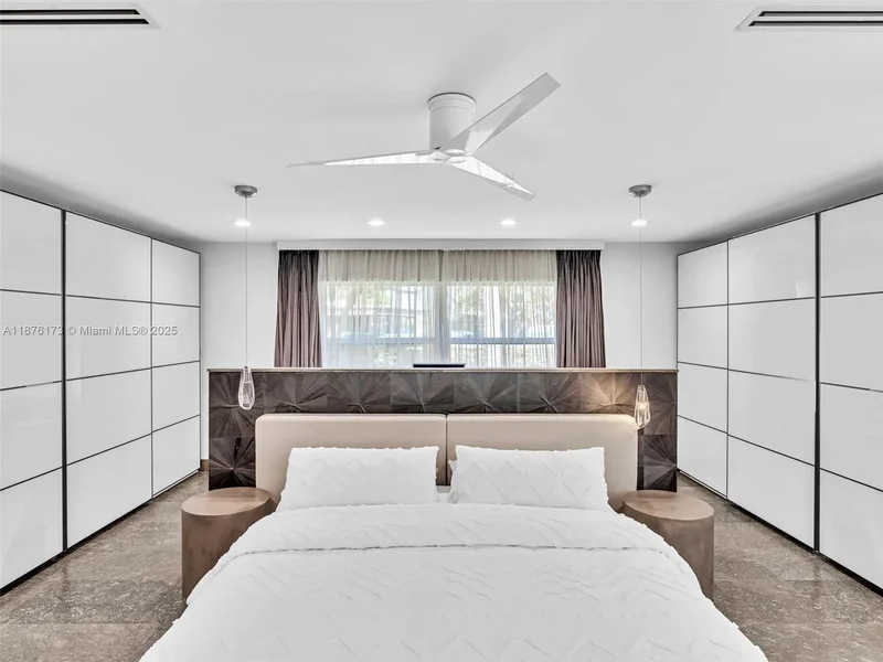 840 S Southlake Dr, Hollywood, Florida, United States. - Photo 21