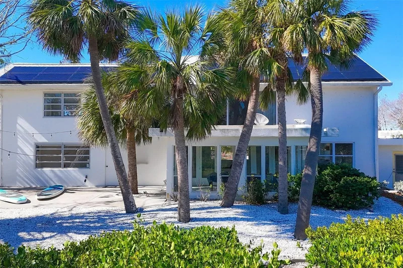 7665 SANDERLING ROAD, Siesta Key, Florida, United States. - Photo 49