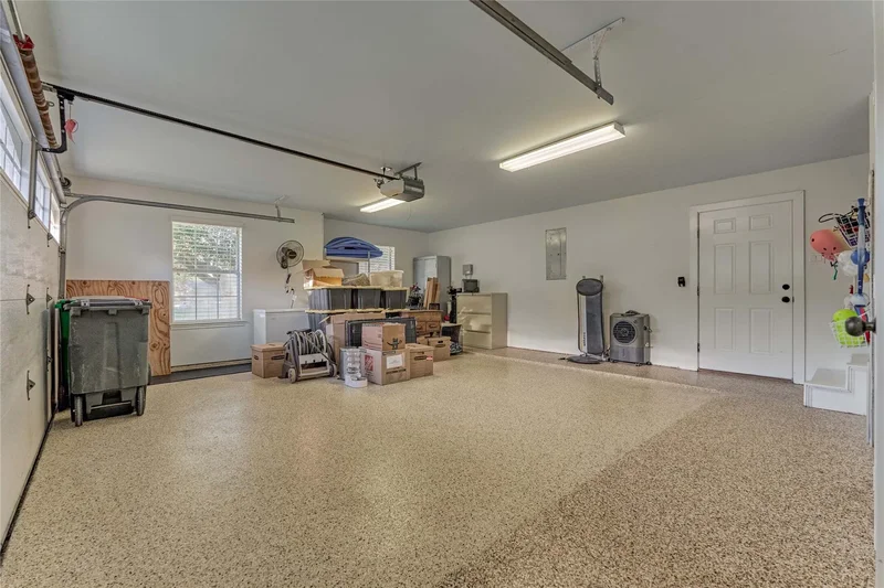 98 Monterrey Road W, Montgomery, TX 77356, Montgomery, Texas, United States. - Photo 33
