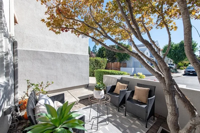 297 Del Valle Ct, Pleasanton, California, United States. - Photo 6