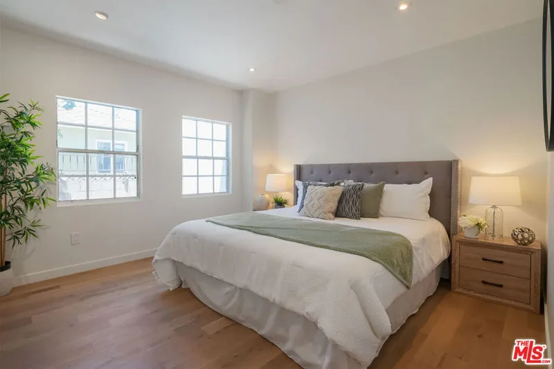 1826 W 78th Street, Los Angeles, California, United States. - Photo 20