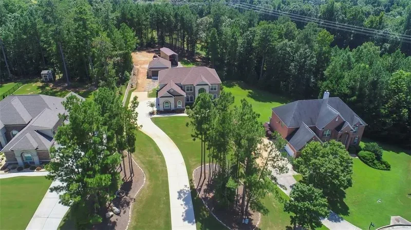 3238 ASHMORE Court, Conyers, Georgia, United States. - Photo 3