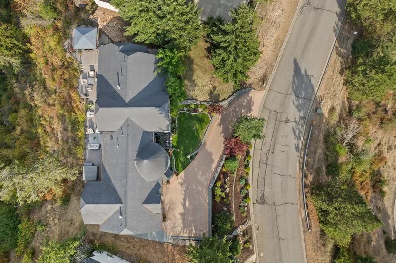 3631 E Sky Harbor Dr, Coeur d'Alene, ID 83814, Coeur d'Alene, Idaho, United States. - Photo 36