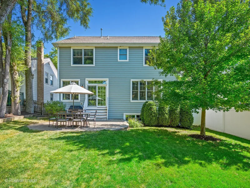 4 Oxford Avenue, Clarendon Hills, Illinois, United States. - Photo 32