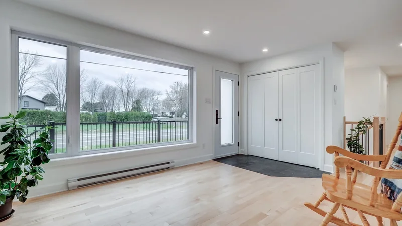 2100 Rue Richelieu, Saint-Marc-sur-Richelieu, Quebec, Canada. - Photo 25