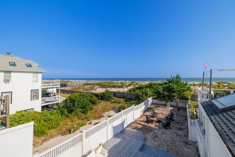 839 Oceanfront , Long Beach, NY 11561, Long Beach, New York, United States. - Photo 27