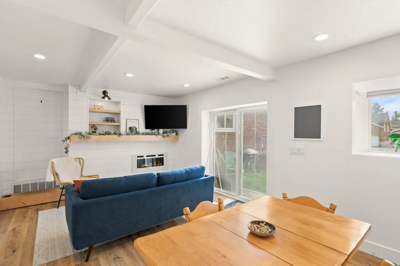 106 S 100 E, Farmington, Utah, United States. - Photo 37