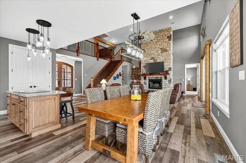 6020 N Lakeshore Drive, Hillsboro, Missouri, United States. - Photo 37