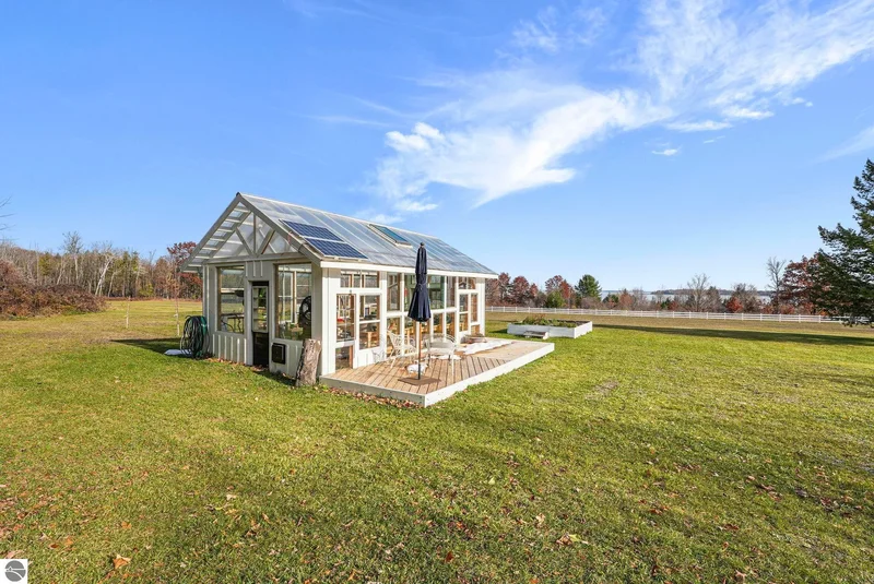 750 N Dumas Road, Suttons Bay, MI, 49682, USA, Suttons Bay, Michigan, United States. - Photo 12