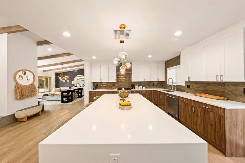 24221 Aetna St, Woodland Hills, CA 91367, Los Angeles, California, United States. - Photo 7
