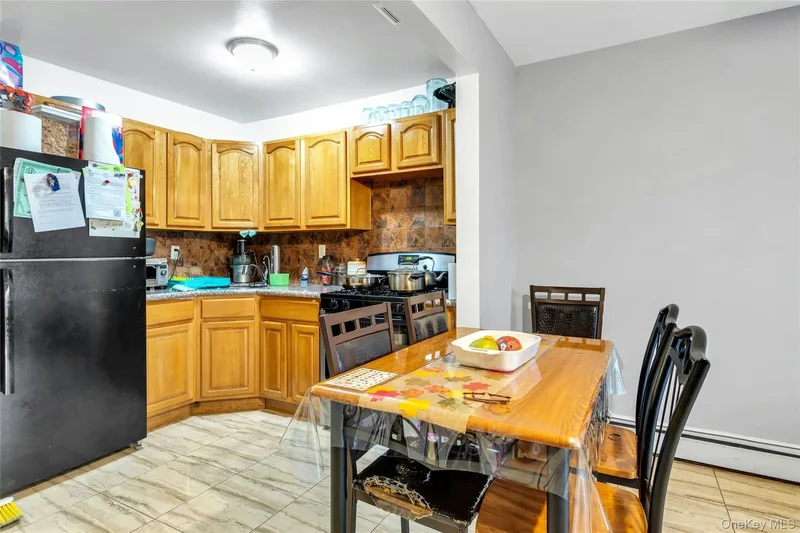 102-18 Radcliff Avenue, New York, New York, United States. - Photo 42