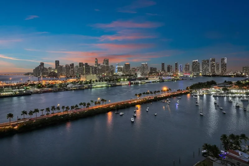 288 S Coconut Ln, Miami Beach, Florida, United States. - Photo 65