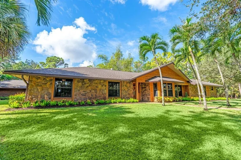 5405 Duckweed Road, Wellington, FL 33449, Wellington, Florida, United States. - Photo 2