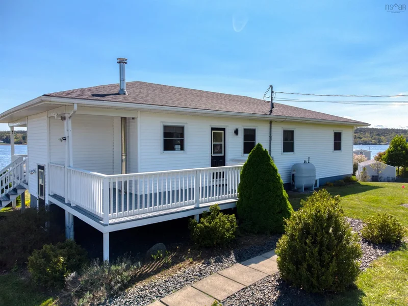 5414 Highway 332, Lunenburg, Nova Scotia, Canada. - Photo 14