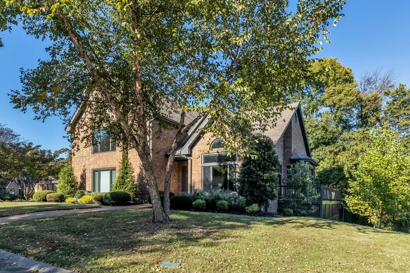 102 Chuzzlewit Down, Nashville, Tennessee, United States. - Photo 6