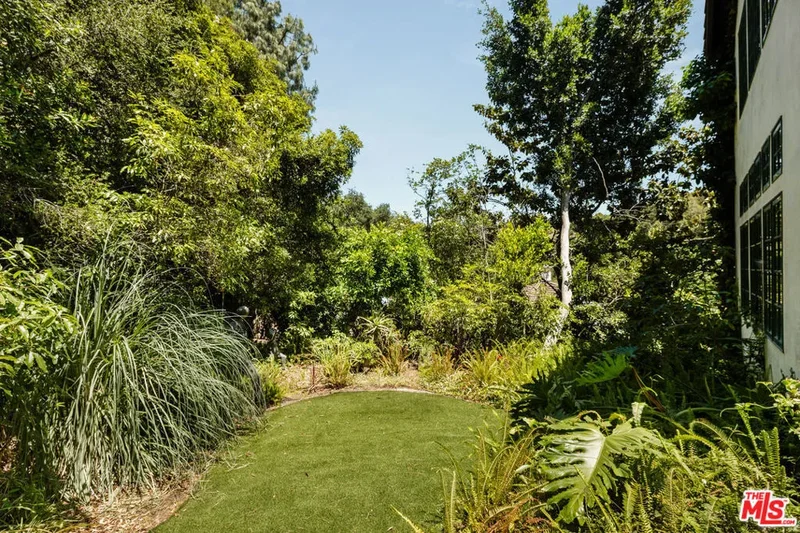 10685 Somma Way, Los Angeles, California, United States. - Photo 38
