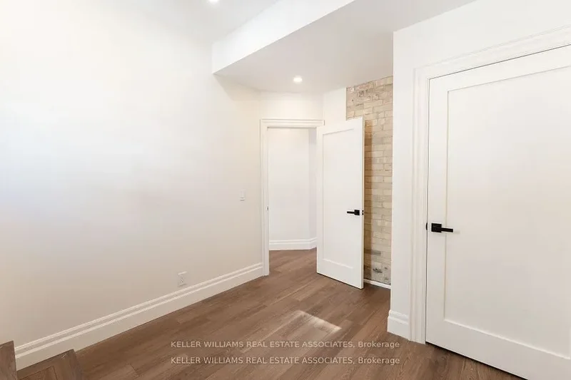 54 Stewart Street, Toronto, ON M5V 1H6, Toronto, Ontario, Canada. - Photo 15