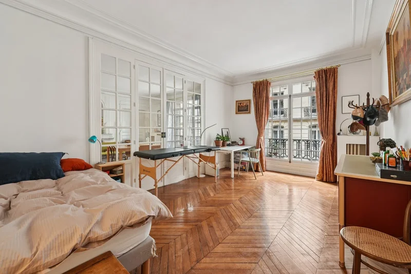PARIS, J 75017, Paris, Île-de-France, France. - Photo 2
