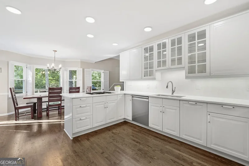10280 Crescent Ridge Drive, Roswell, GA 30076, Roswell, Georgia, United States. - Photo 11