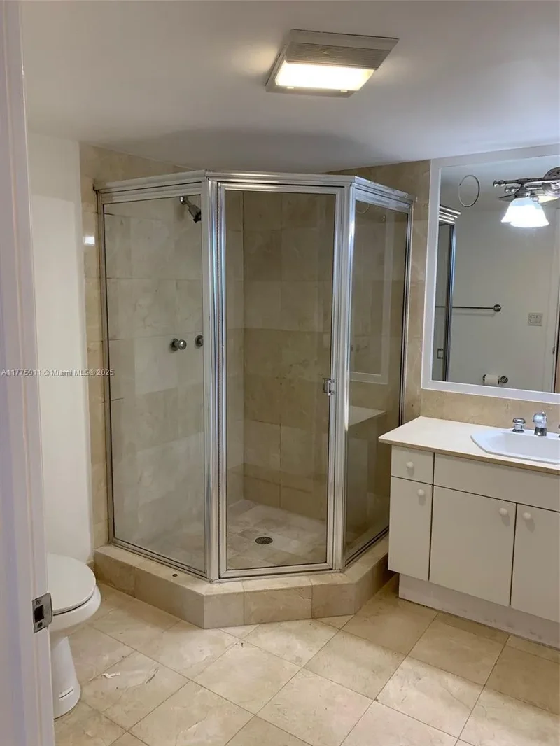 8855 E Collins Ave 5B, Bal Harbour, Florida, United States. - Photo 28