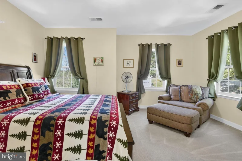10142 Ada Road , Marshall, VA 20115, Marshall, Virginia, United States. - Photo 96