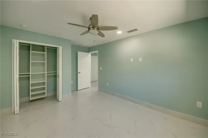 107 Albatross Street, Fort Myers Beach, FL 33931, Fort Myers Beach, Florida, United States. - Photo 29