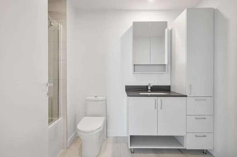 3665 Av. Jean-Béraud 1401, Laval, Quebec, Canada. - Photo 5