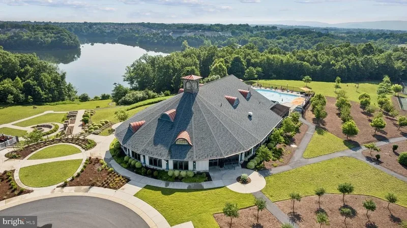 108 BUNTING CT COURT, LAKE FREDERICK, VA 22630, Stephens City, Virginia, United States. - Photo 84