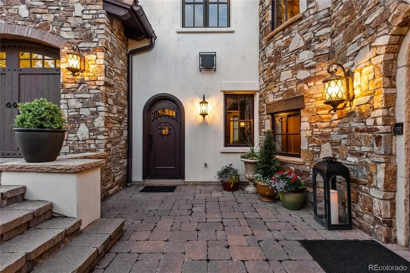 7208 Raphael Lane, Sterling Ranch, Colorado, United States. - Photo 2