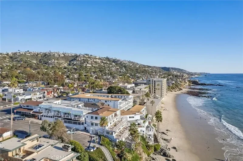 240 Moss 2, Laguna Beach, California, United States. - Photo 58