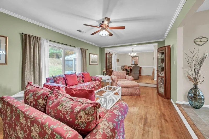 1 Joe-ls Drive, New Fairfield, CT 06812, New Fairfield, Connecticut, United States. - Photo 4