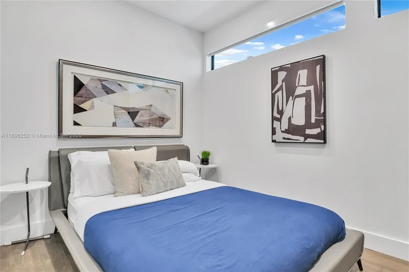520 NW 41st St, Miami, Florida, United States. - Photo 24