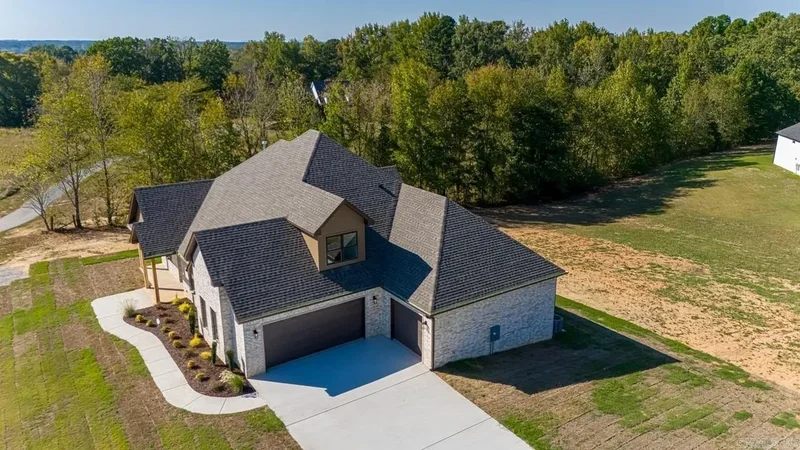 208 Hartman Lane, Benton, AR 72019, Benton, Arkansas, United States. - Photo 23