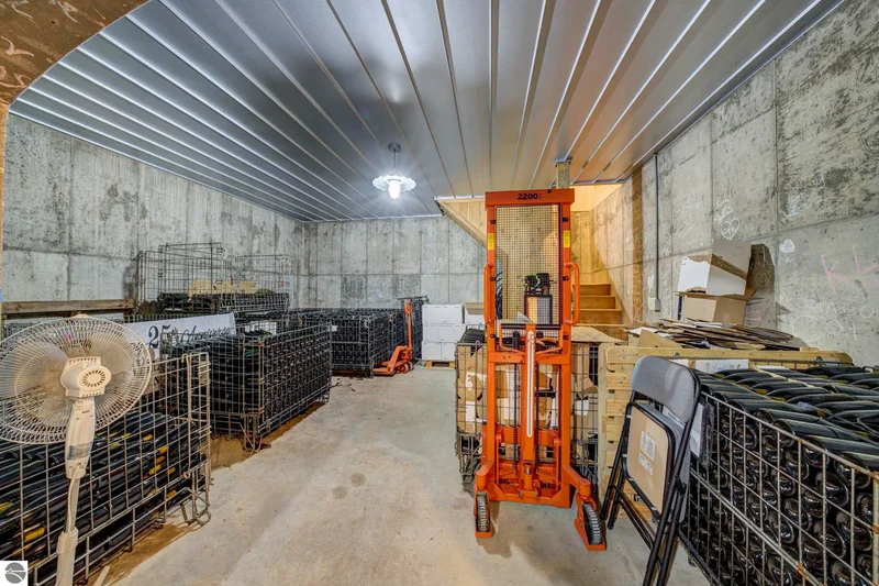 10702 E Hill Top Road, Suttons Bay, MI, 49682, USA, Suttons Bay, Michigan, United States. - Photo 33