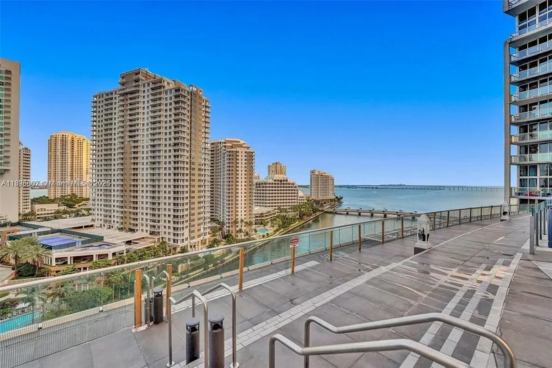 465 Brickell Ave 1602, Miami, Florida, United States. - Photo 23