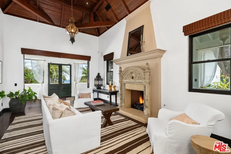 26799 Sea Vista Dr, Malibu, CA 90265, Malibu, California, United States. - Photo 27
