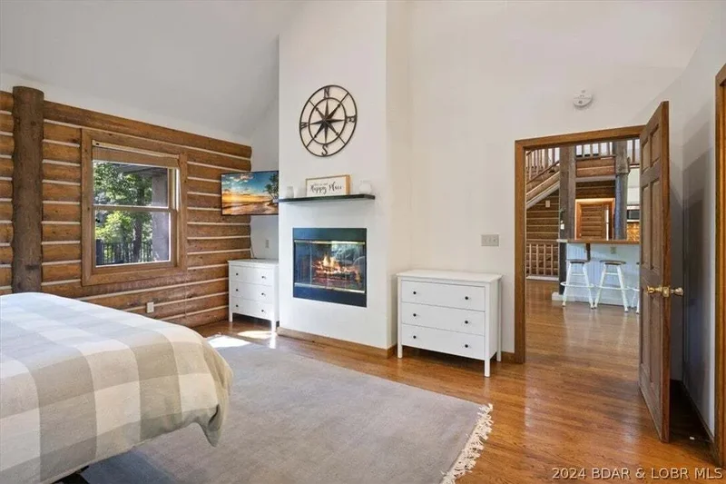 384 Grand View Drive, Sunrise Beach, MO 65079, Sunrise Beach, Missouri, United States. - Photo 27