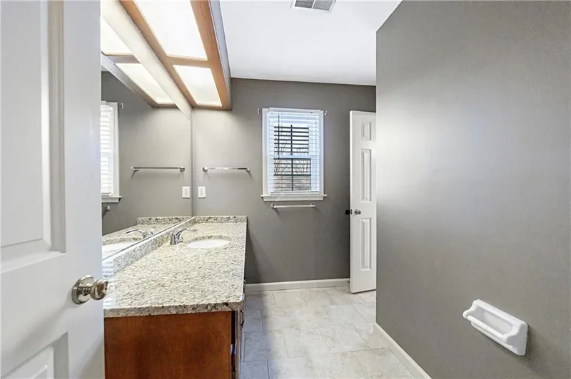 410 Red Jacket Way, Alpharetta, GA 30005, Alpharetta, Georgia, United States. - Photo 32