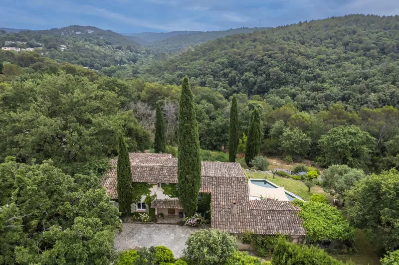 Valbonne, Provence-Alpes-Côte d'Azur, France. - Photo 3