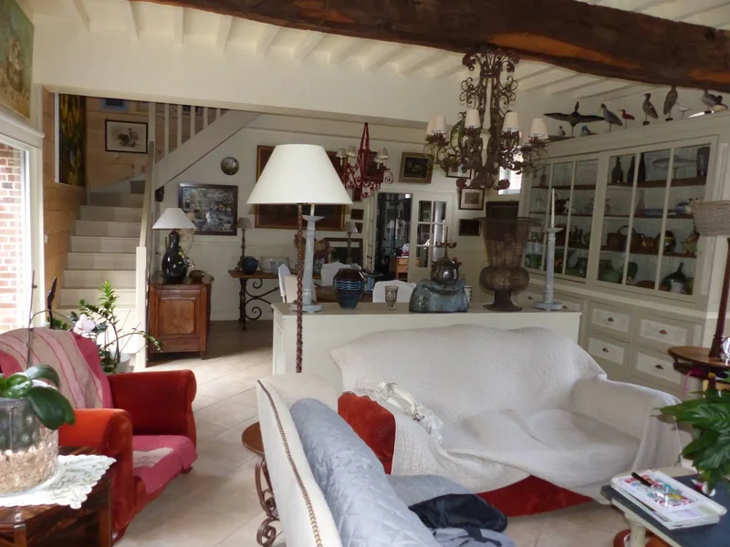 Yvetot, Normandy, France. - Photo 13