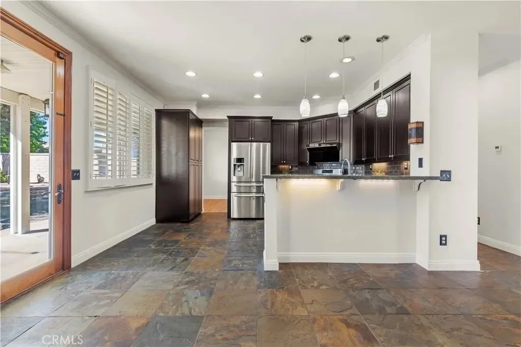 12253 Knightsbridge Drive, Rancho Cucamonga, California, United States. - Photo 2
