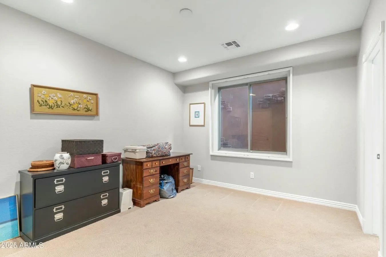 9869 E DAVENPORT Drive