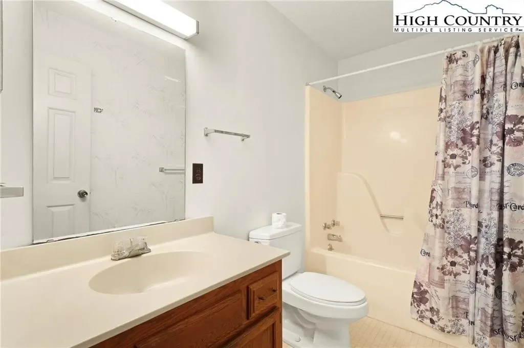 762 George Eggers Road, Banner Elk, NC 28604, Banner Elk, North Carolina, United States. - Photo 17