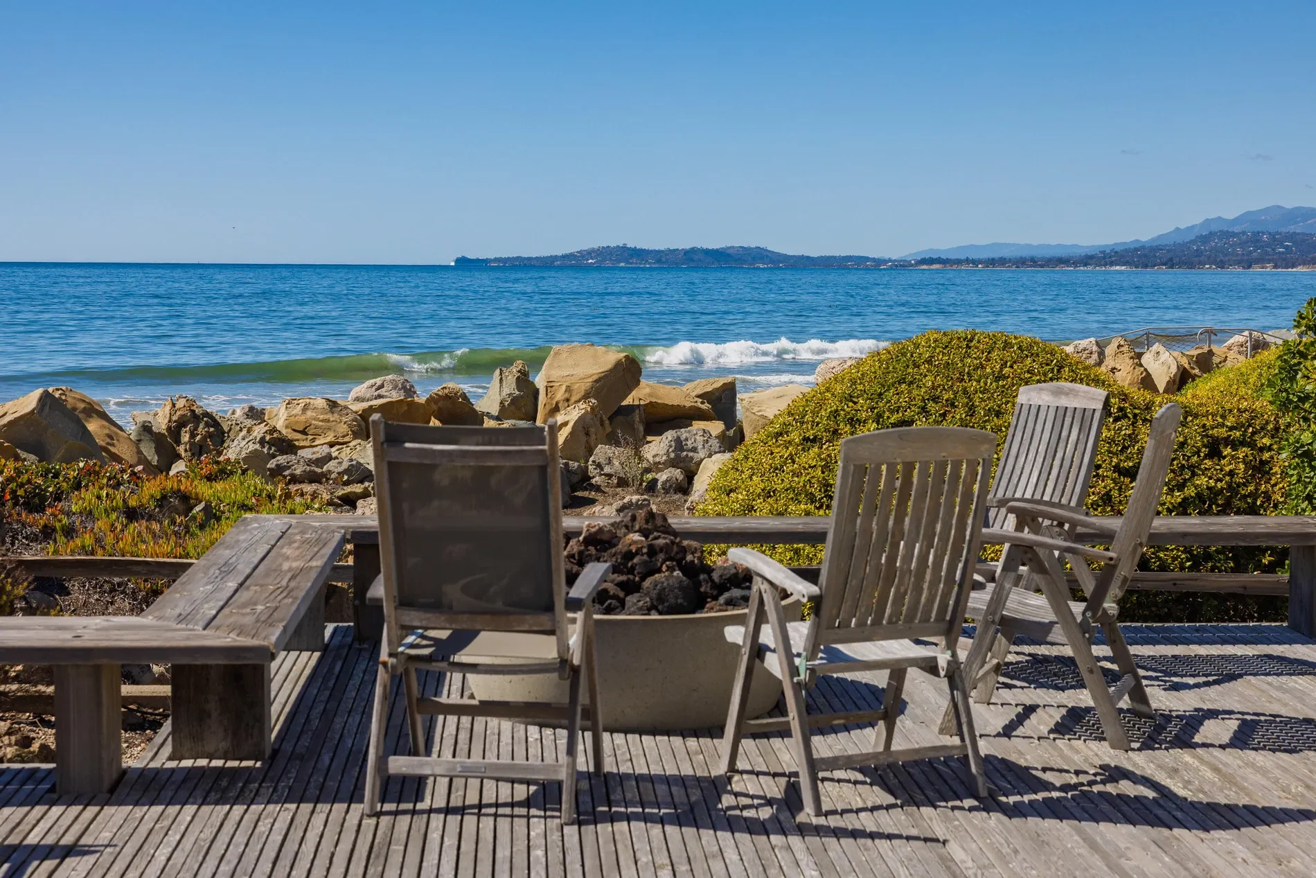 571 Sand Point Road, Carpinteria, California, United States. - Photo 13
