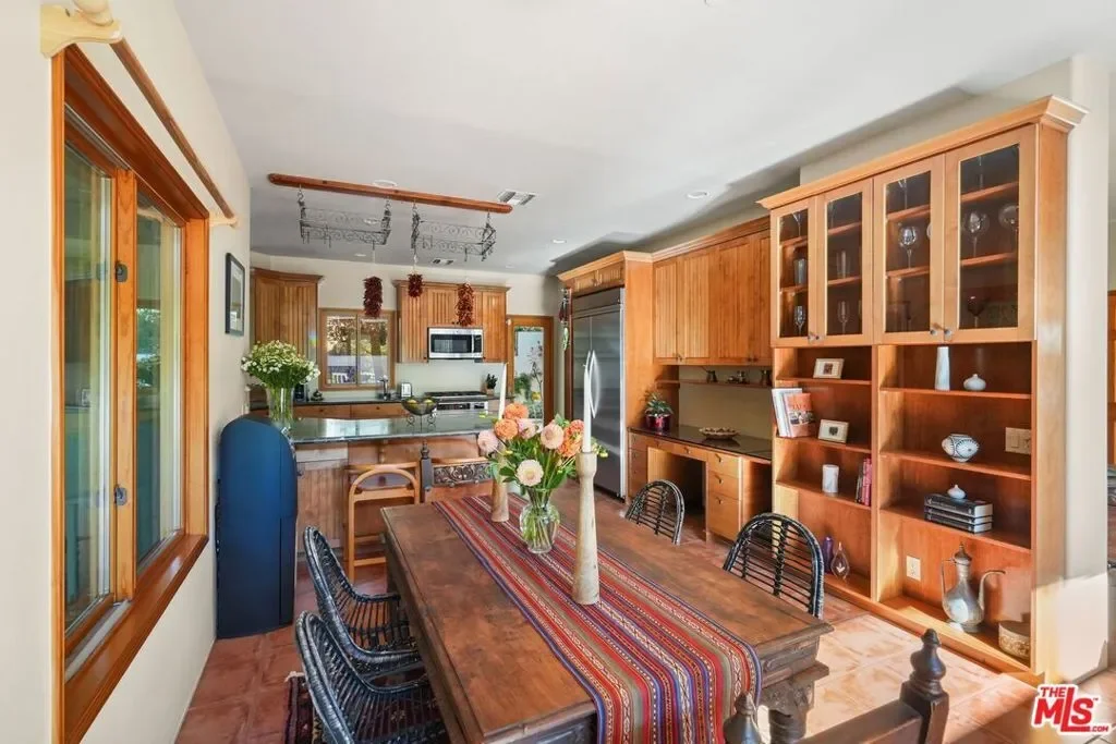 774 Old Topanga Canyon Road, Topanga, California, United States. - Photo 30