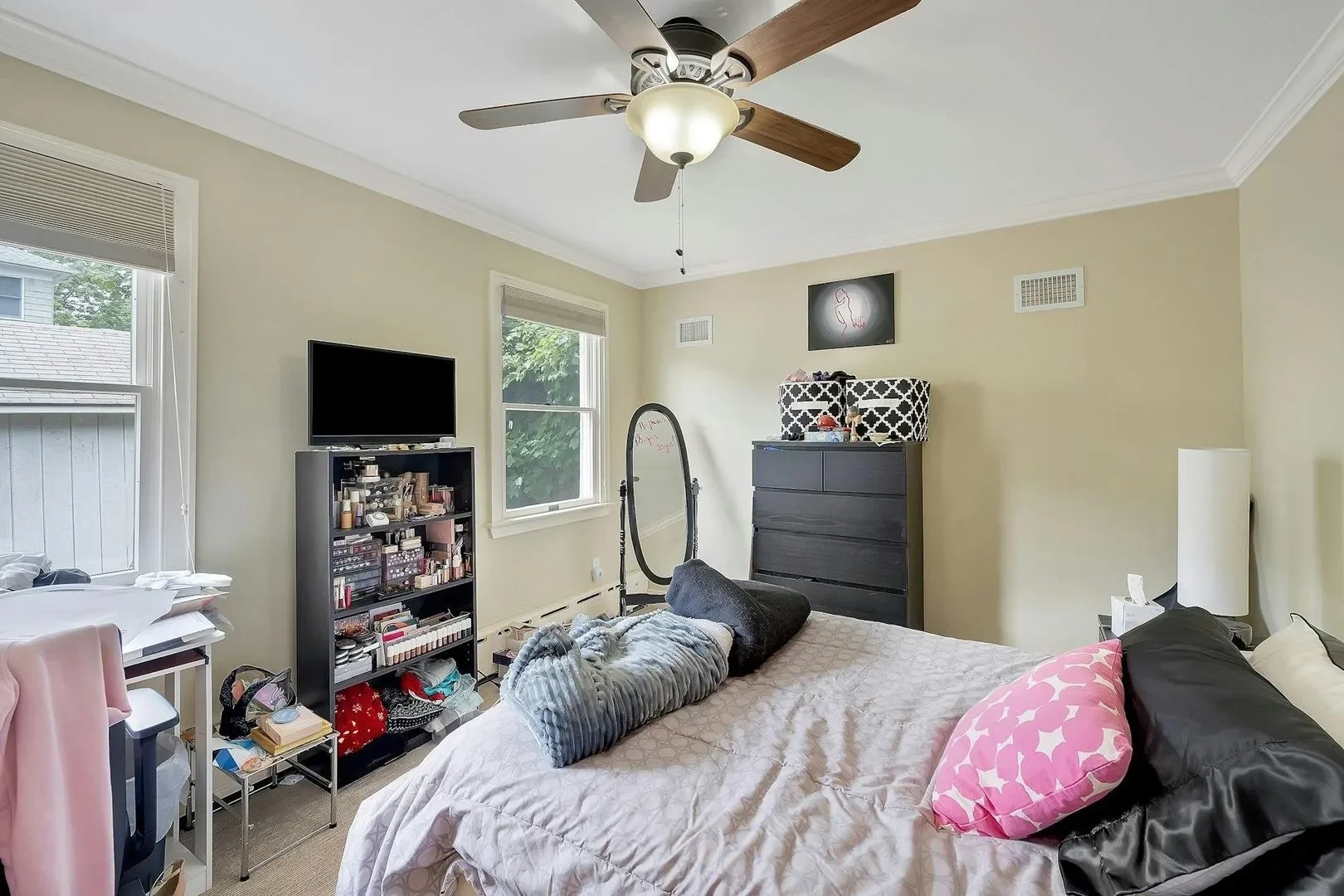 Gallery photo 3