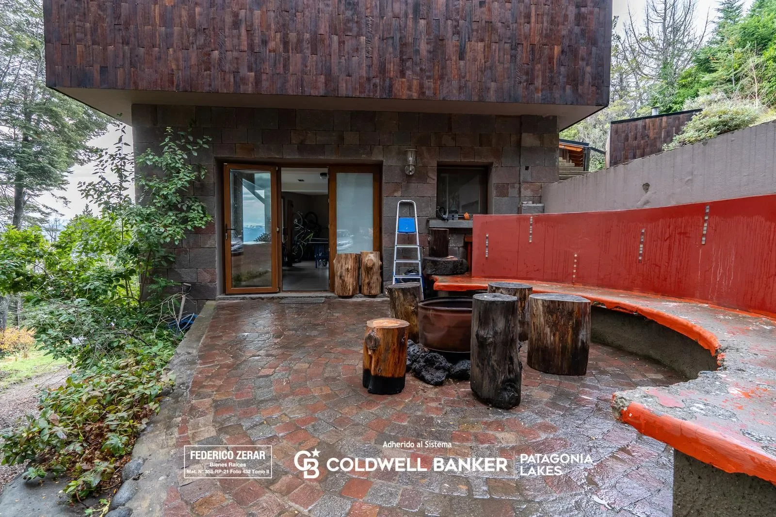 VENTA - Exclusiva casa de 8 ambientes, 5 dormitorios, 6 baños en barrio Las Vertientes, Bariloche, San Carlos de Bariloche, Río Negro, Argentina. - Photo 45